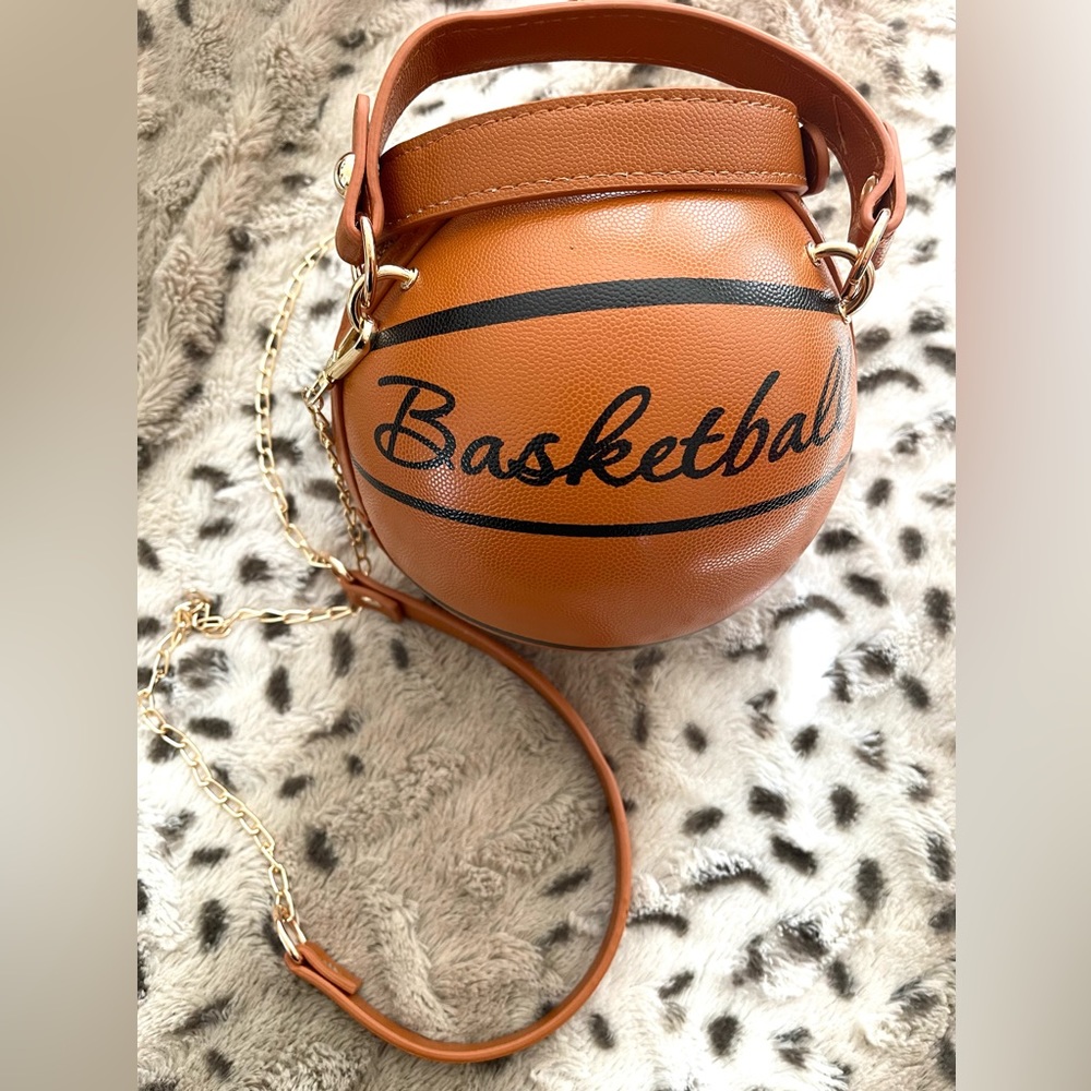 NWOT Novelty Basketball Crossbody Bag